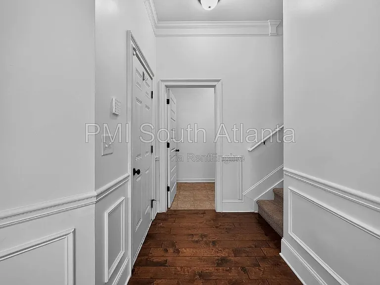 305 Legends Dr — Photo 34