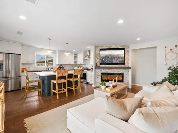 1105 Evergreen Dr, Encinitas, CA 92024