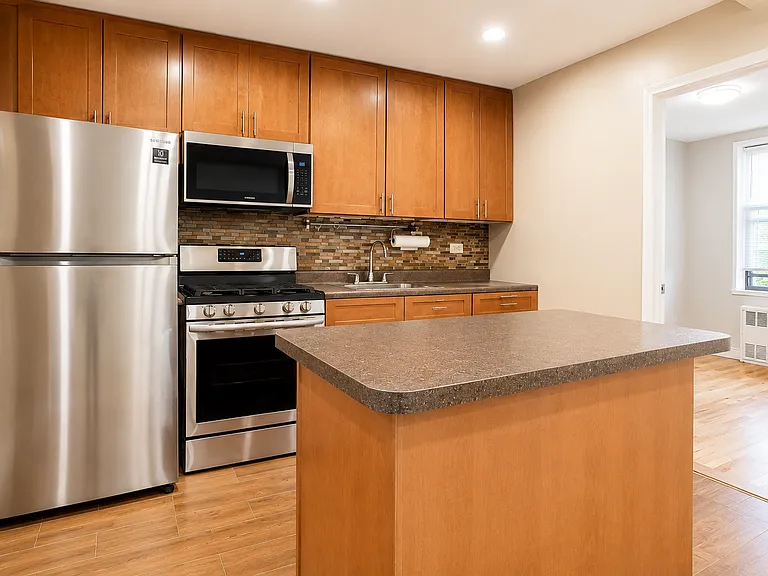 540 Ocean Pkwy #5 — Photo 3