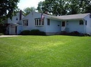 258 Tree Rd, Centereach, NY 11720