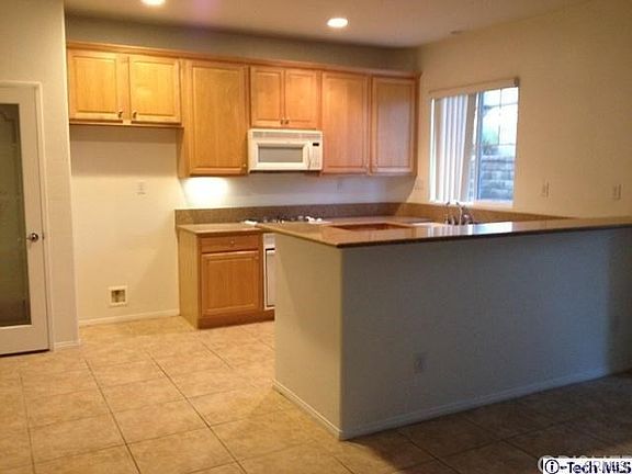 3rd image of 24032 Whitewater Dr