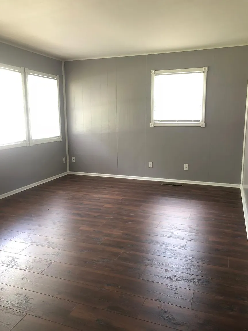 5112 Arrowhead Blvd photo 1