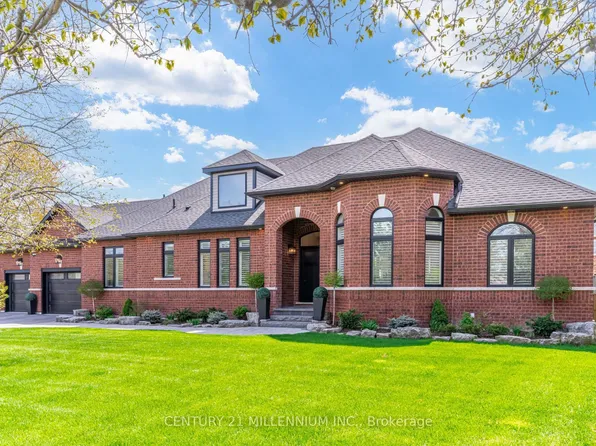 15 Bimmer Pl, Brampton, ON L7A 1J4