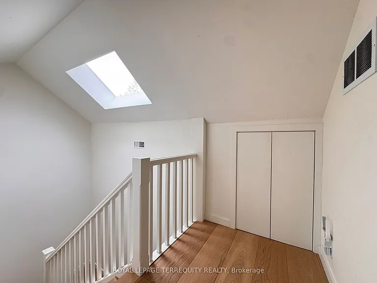 67 Gormley Ave — Photo 23