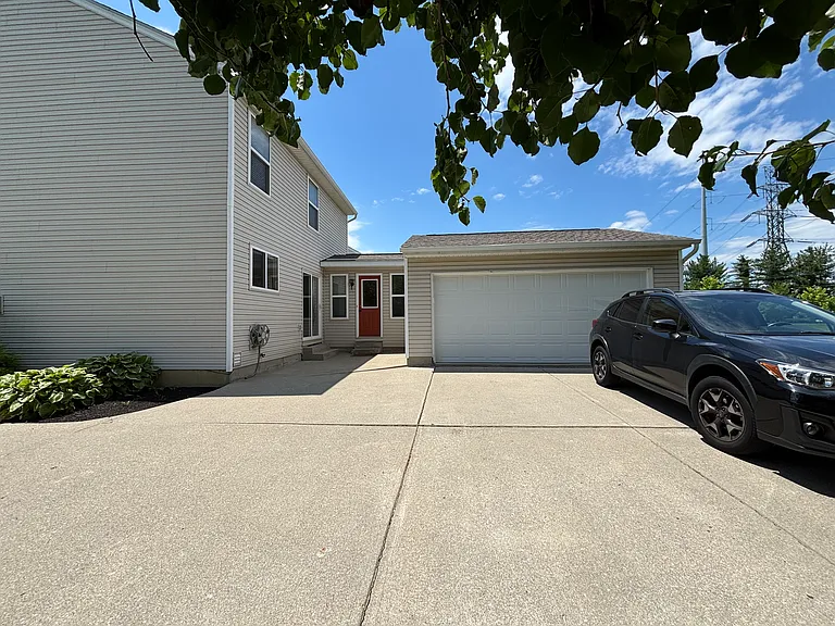 1517 Stableview Cir — Photo 2