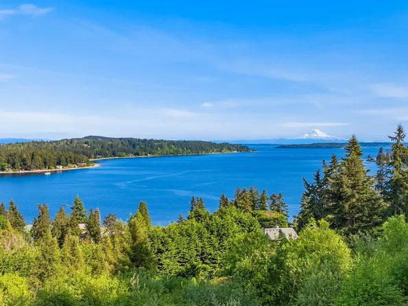 6715 NE Dapple Court, Bainbridge Island, WA 98110