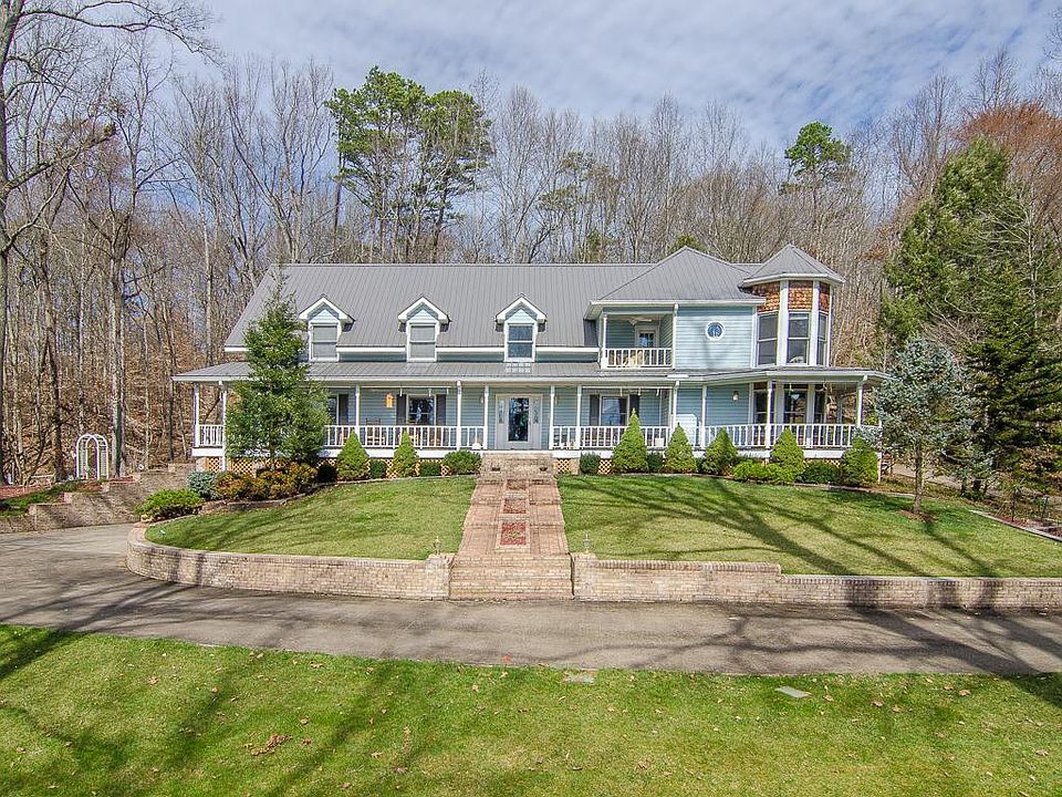 1st image of 680 River Village Ln
