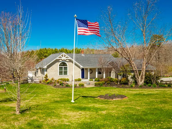947 Beach Road, Lincolnville, ME 04849