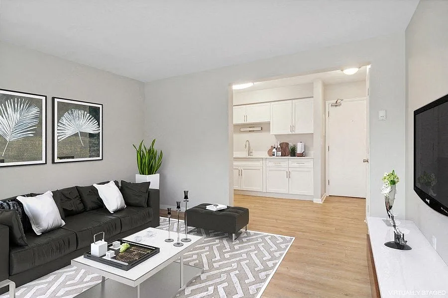Cove at Linden Hills — Photo 4