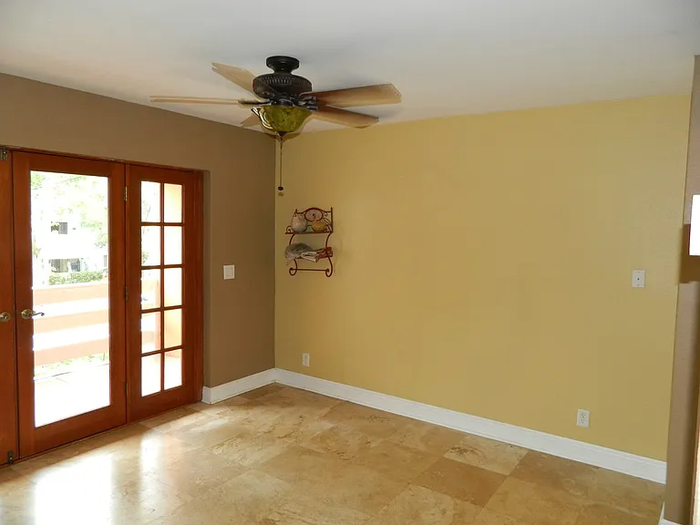 266 Orienta Point — Photo 7