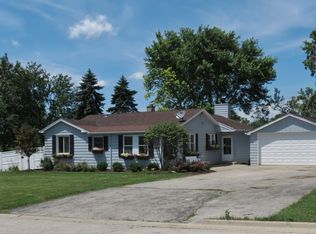 10820 71st Pl, Countryside, IL 60525