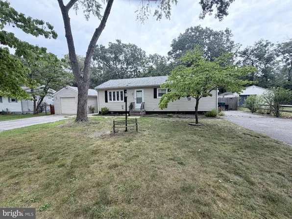 304 Kings Ln, Williamstown, NJ 08094