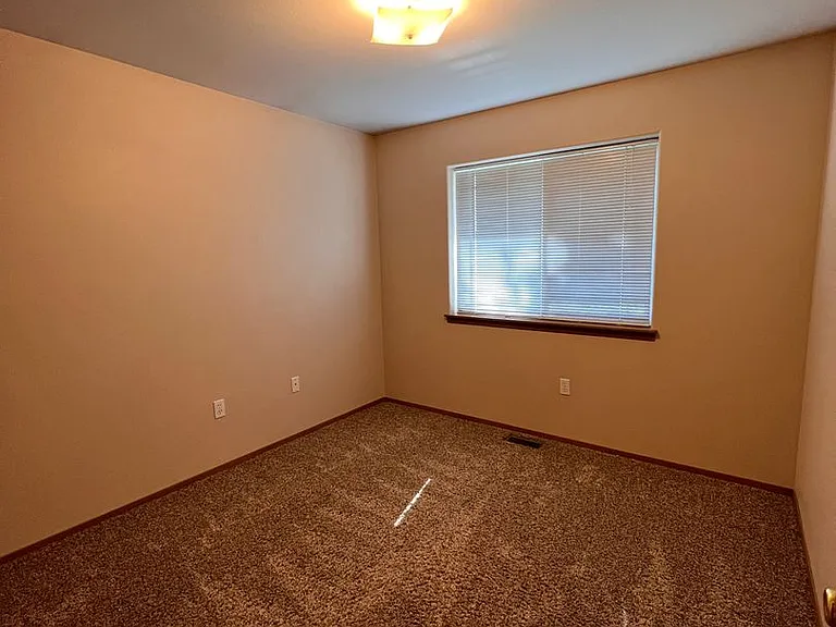 8328 Road 2.4 NE — Photo 11