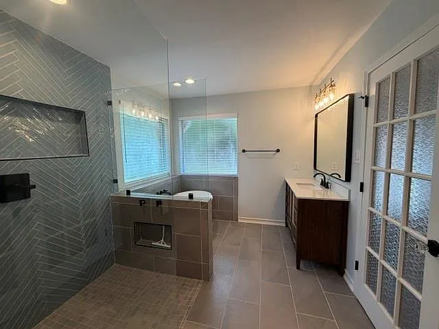 2932 Lloyds Ln — Photo 12