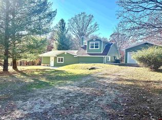341 Red Hawk Ln, Gamaliel, AR 72537