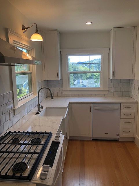 Completely remodeled kitchen with gas stove/oven. All new appliances, countertops, and cabinets.