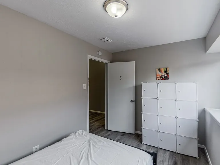 Redbrook Dr — Photo 10
