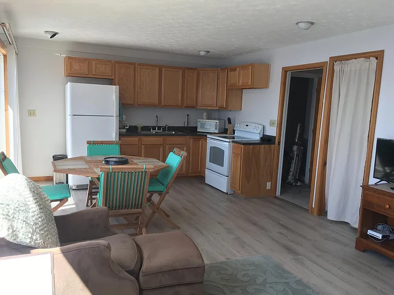 26 Kennard Rd — Photo 8