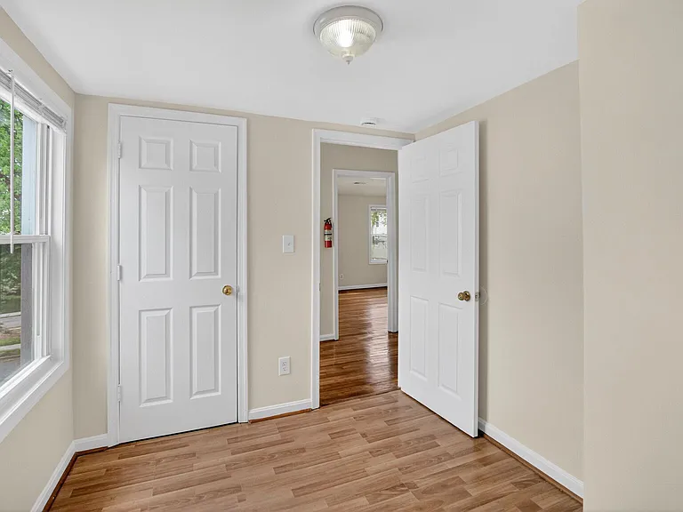 3046 Monroe St NE — Photo 17