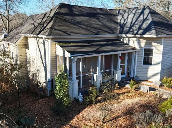 1734 E Broad St, Athens, GA 30601