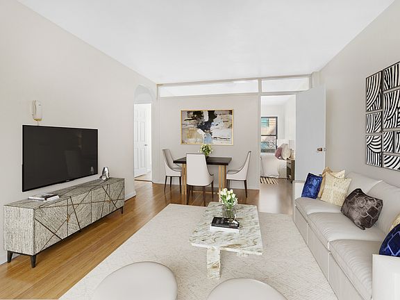 3rd image of 30 E 38th St APT 4B