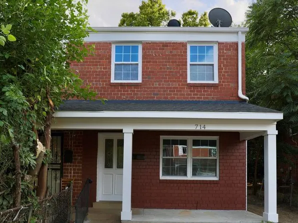 714 Four Mile Rd, Alexandria, VA 22305