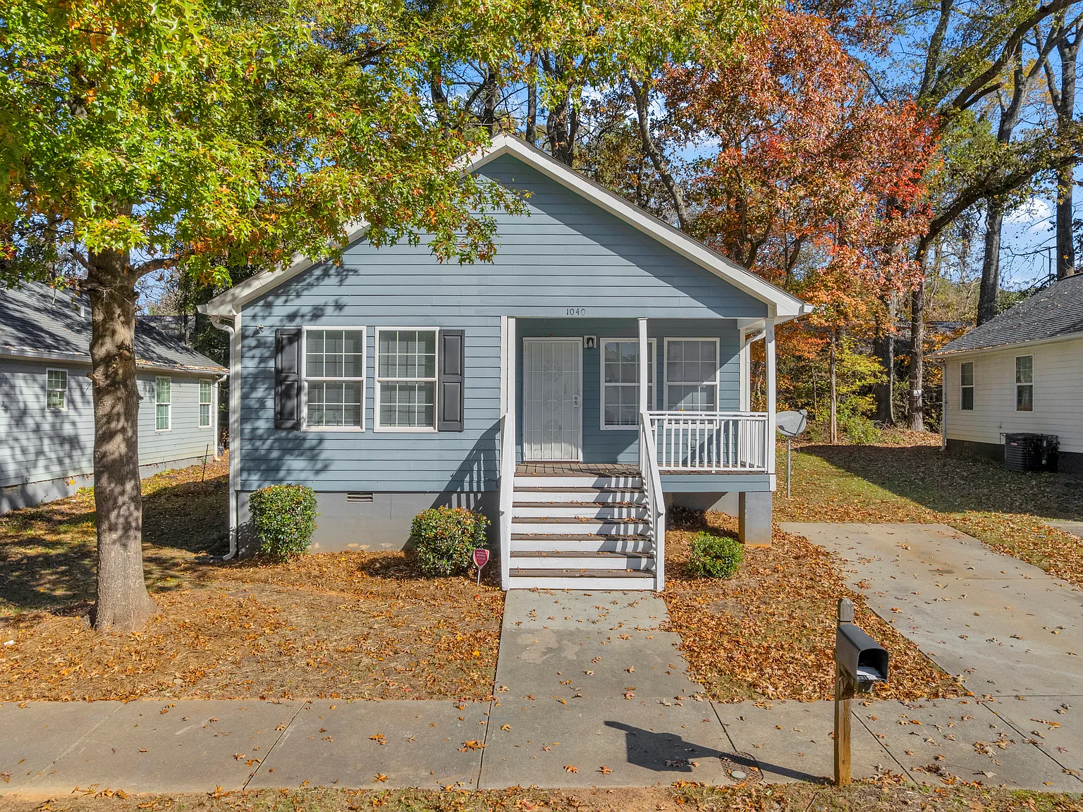 1040 Thomasville Estates — Photo 2
