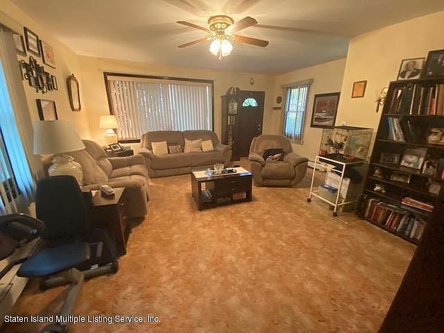 2nd image of 26 Hunter Ave