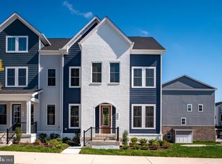 9667 Grant Ave, Manassas, VA 20110