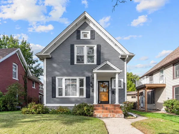 229 4th Ave N, South Saint Paul, MN 55075