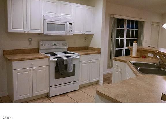 5th image of 220 Milwaukee Blvd