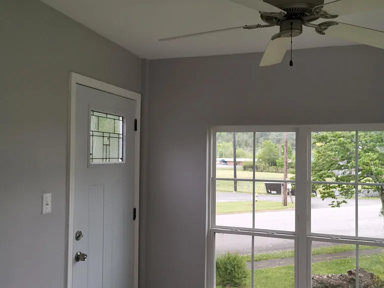 102-104 Latimer Rd — Photo 17