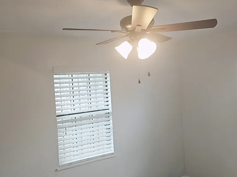1223 Santiago St — Photo 4