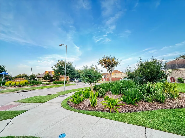 4531 Ferndale Meadows Dr — Photo 39