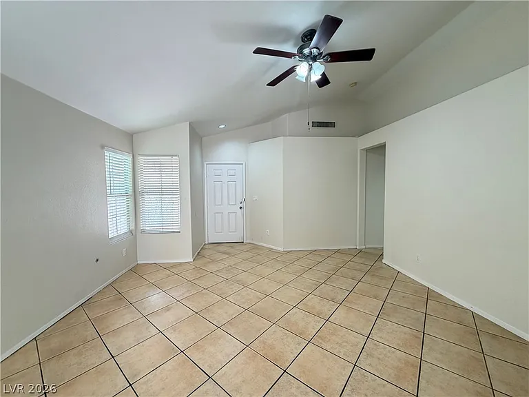 1717 Council Bluff Ln — Photo 5