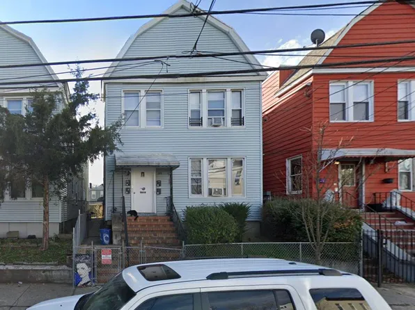 89 Van Nostrand Ave, Jersey City, NJ 07305