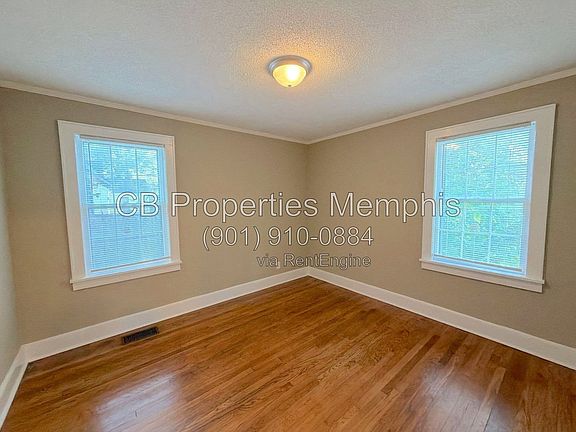 3rd image of 3385 Douglass Ave