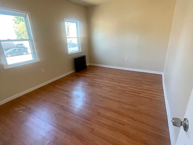 335 Myrtle Ave #1 — Photo 2