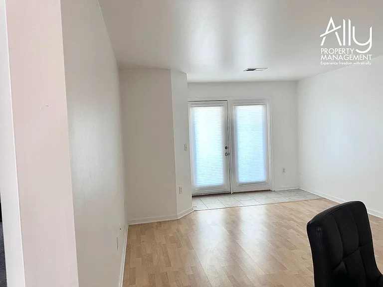 725 Walker Sq #1-A-1 — Photo 10