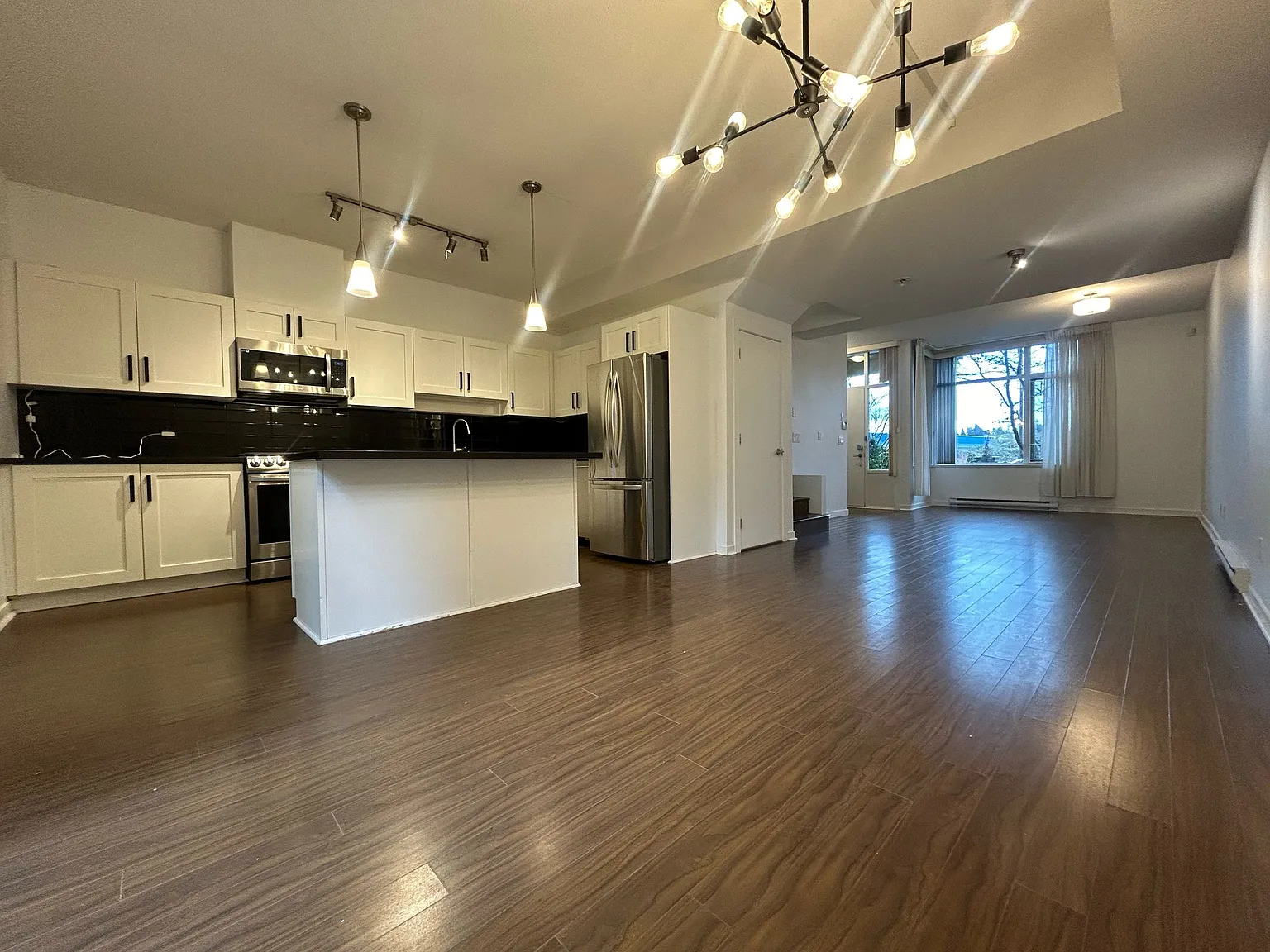 4913 Dawson St #4913 photo 1