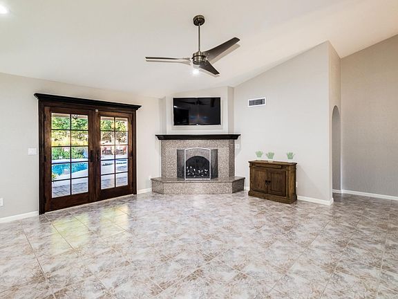 Fireplace/Backyard Access