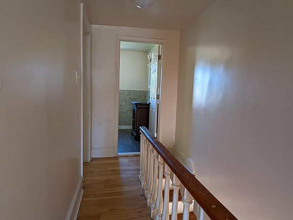 3rd image of 2208 N Orianna St