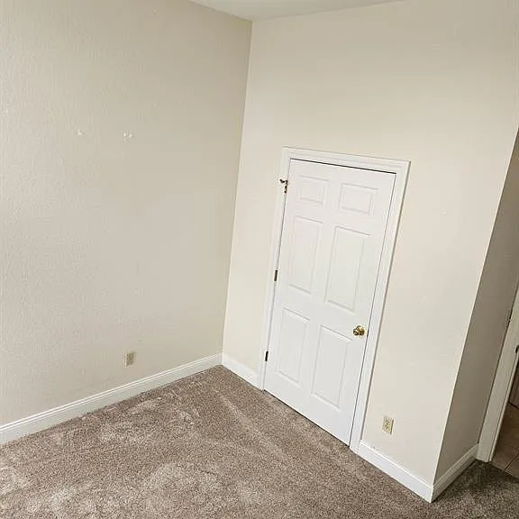 335 Horatio St #204 — Photo 13