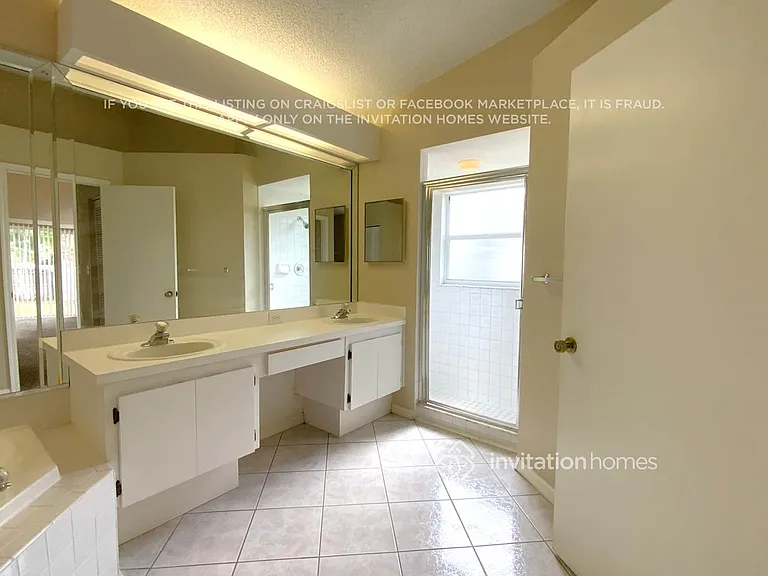 9101 Easthaven Ct — Photo 13