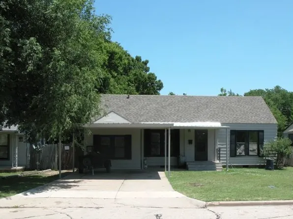 827 NW 17th St, Lawton, OK 73507