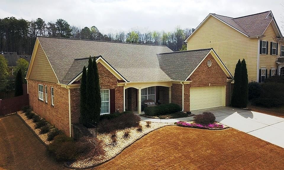 1st image of 142 River Mill Ln