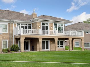 716 Widsten Cir, Wayzata, MN 55391