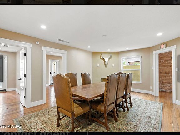 4th image of 426 E 9th St