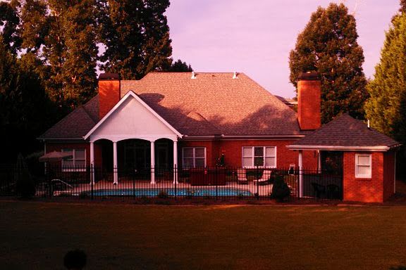2nd image of 1983 Ewing Estates Dr