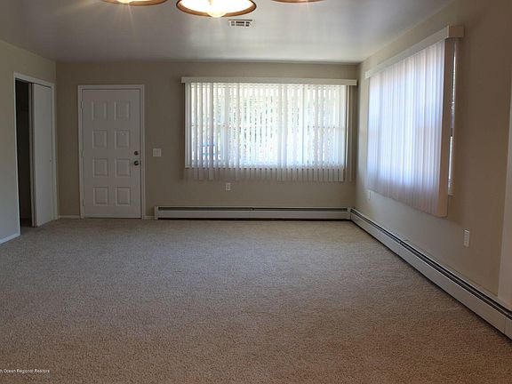 4th image of 138 Santiago Dr